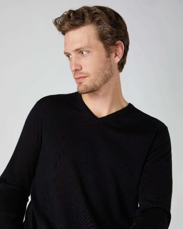 Men's Conduit Fine Gauge Cashmere V Neck Jumper Black