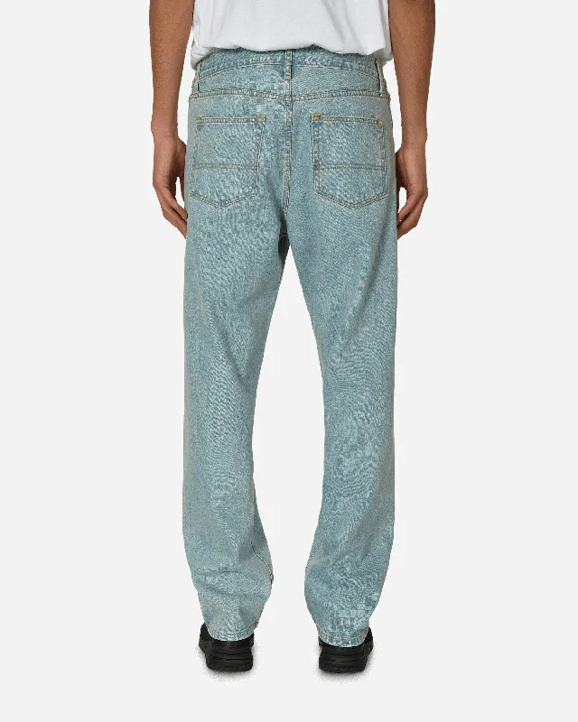 Pleated Jeans Light Wash