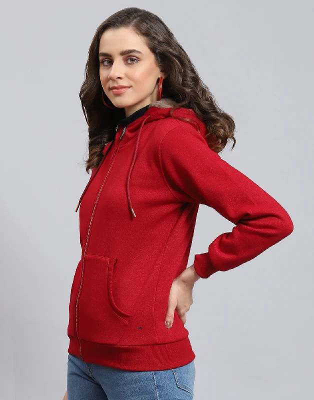 Women Maroon Solid Hooded Full Sleeve Sweatshirt