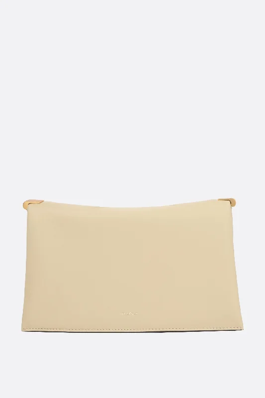 Uma Baguette smooth leather shoulder bag