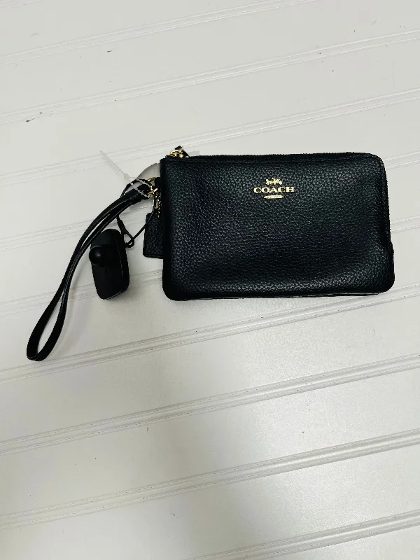 Wristlet Designer By Coach, Size: Small